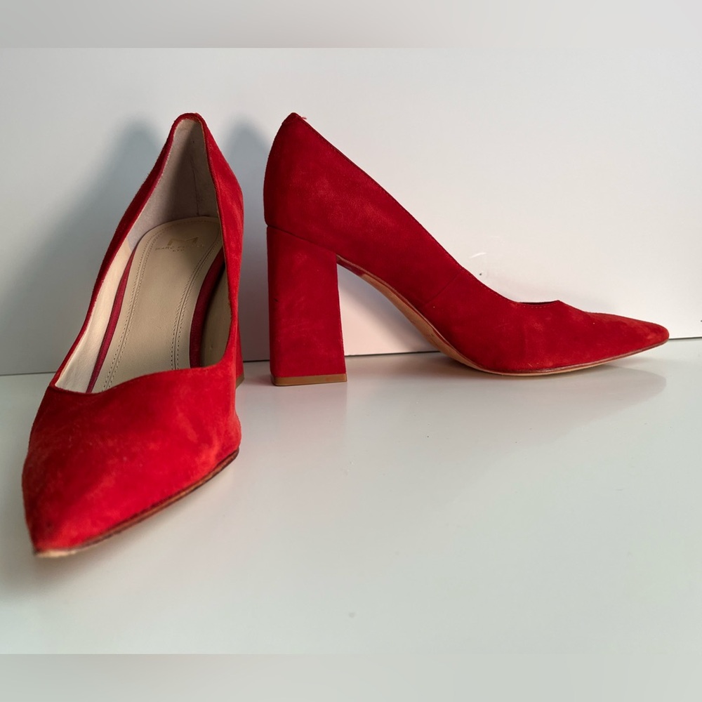 Marc Fisher LTD red suede Zala pumps sz 8.5 good condition
